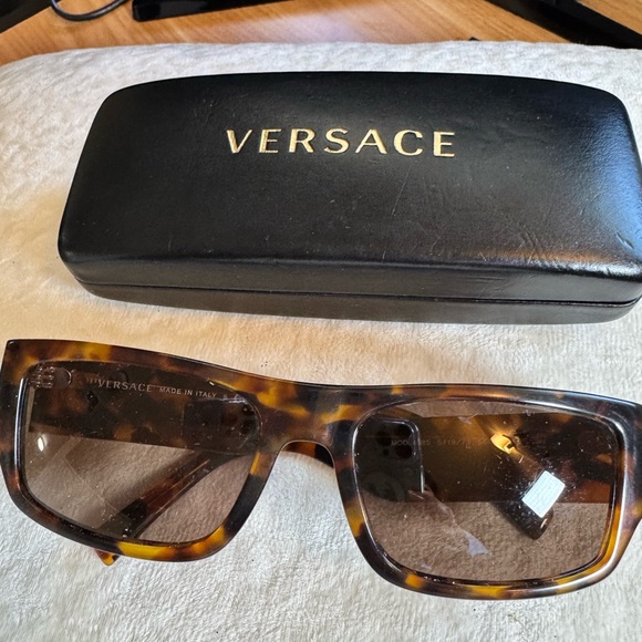 Versace Tortoise Shell Sunglasses - Picture 1 of 6